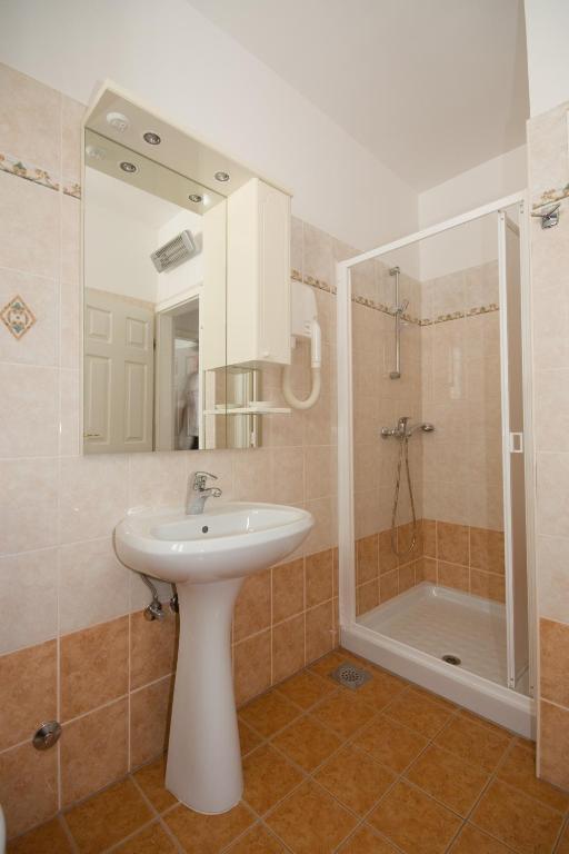 Apartments Valentino Vrsar Rom bilde