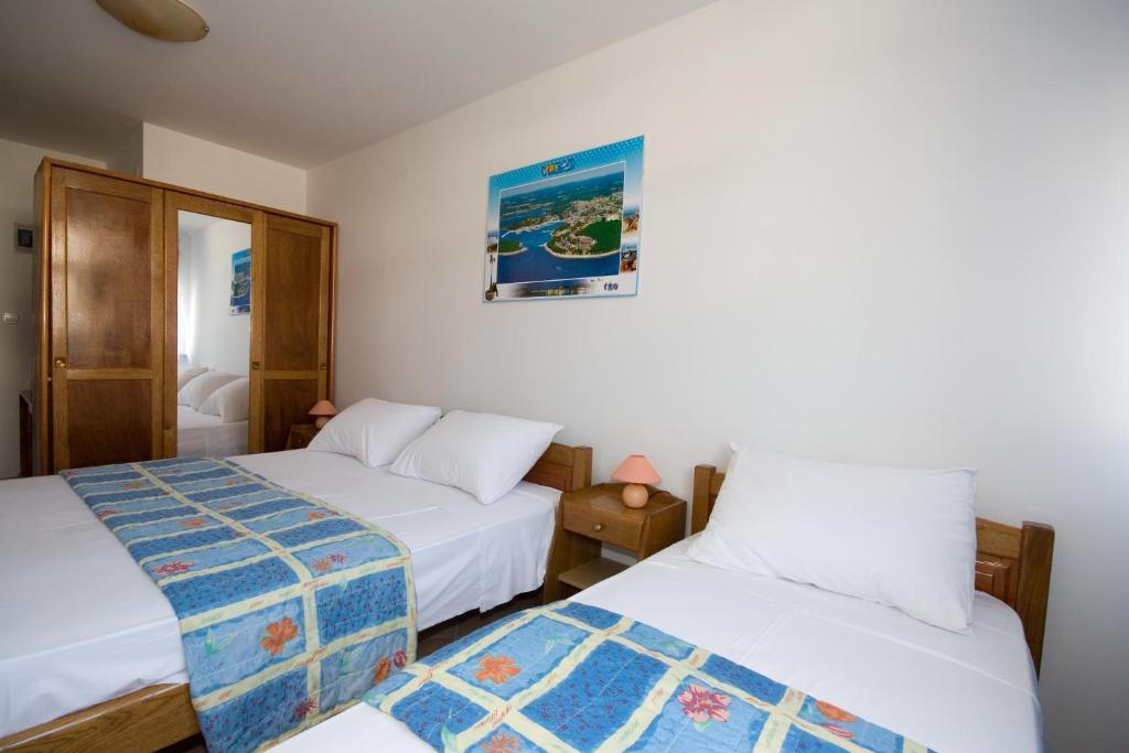 Apartments Valentino Vrsar Rom bilde